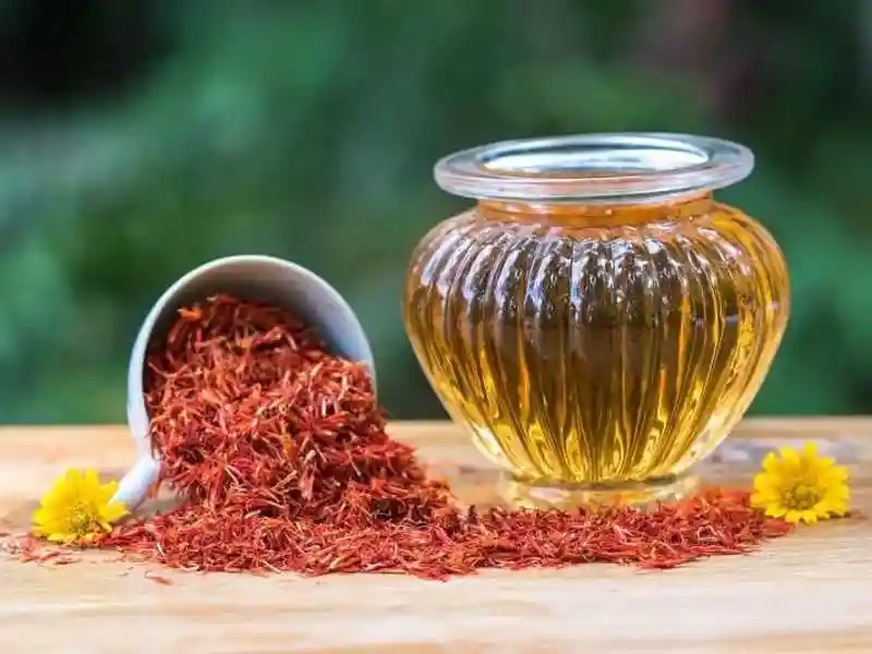 Safflower Oil at Sansitha Naturals  in Bakkannapalem