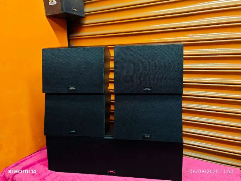 6 inch Driver Surround speakers at Saradhi Electronics in 33-14-86 opp bord school allipuram main road  visakhapatnam