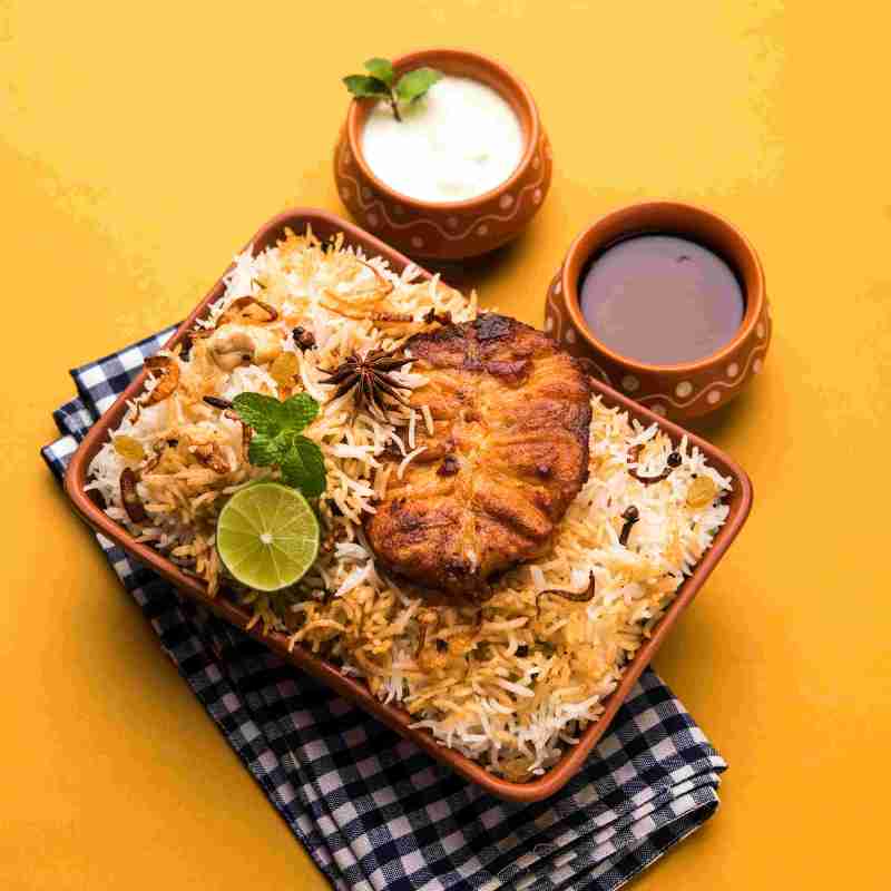 Chicken Dum Biryani at Karna Restaurant in Gurammapalem, Pendurti